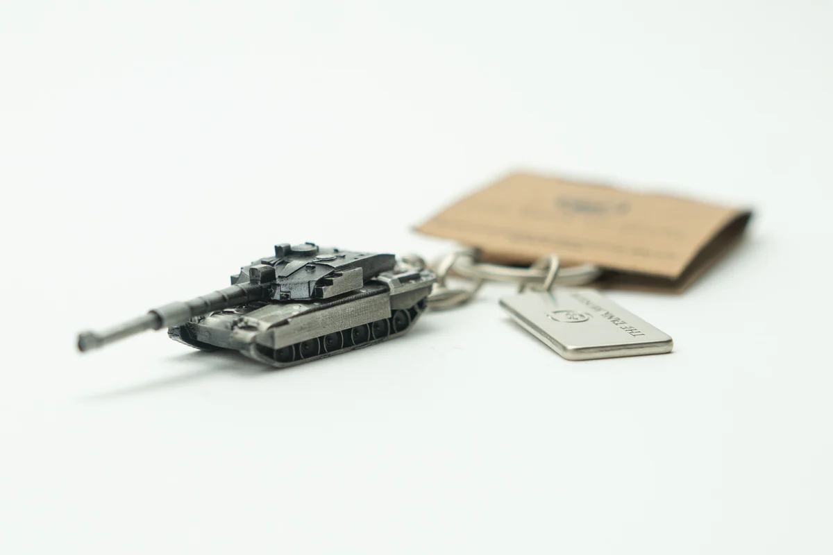 Challenger 2 Metal Keyring - Image 3