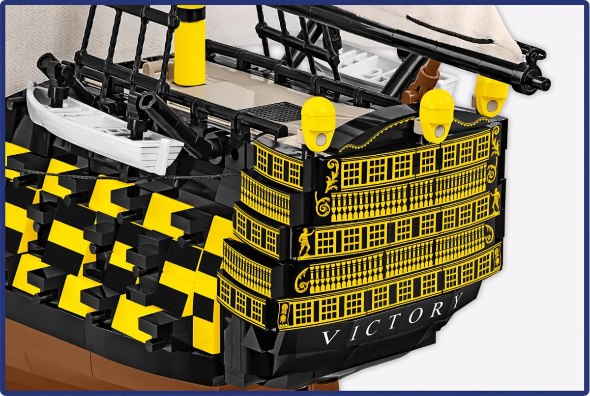 Cobi 1/144 Scale HMS Victory - Image 6