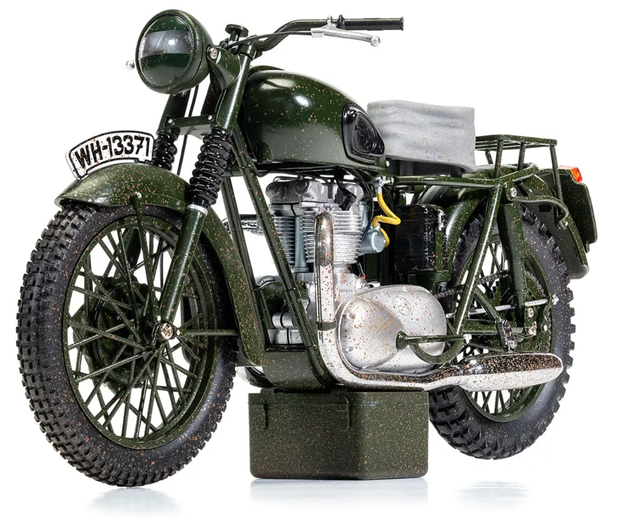 Corgi  Di-Cast Triumph TR6 Trophy, The Great Escape (Weathered) - Image 2