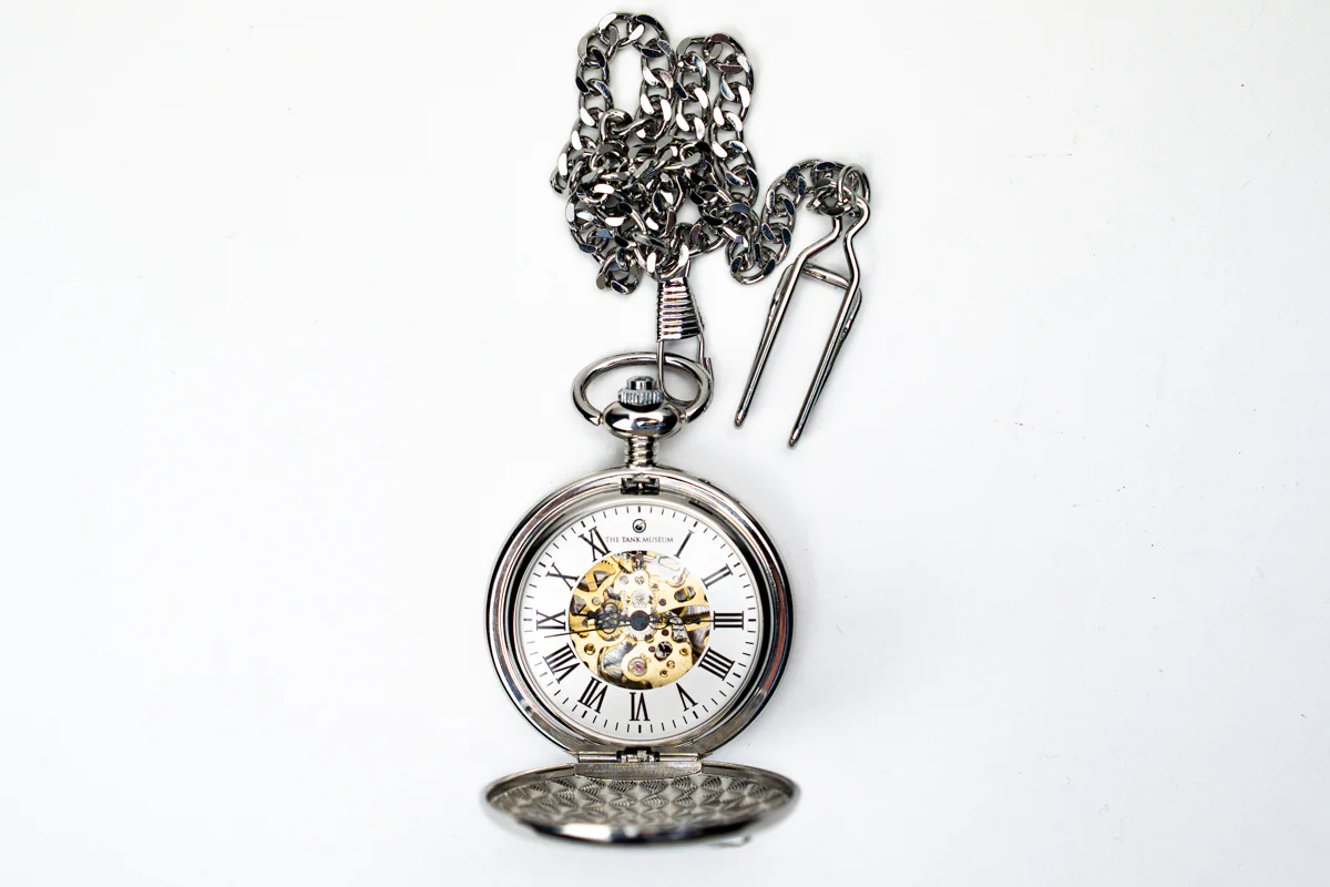Exclusive Tank Museum Embossed Mechanical Pocket Watch - Image 4