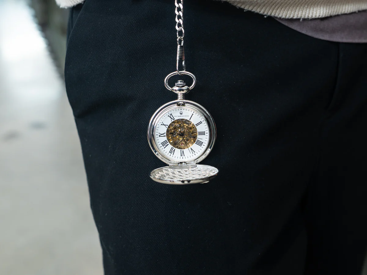 Exclusive Tank Museum Embossed Mechanical Pocket Watch - Image 7