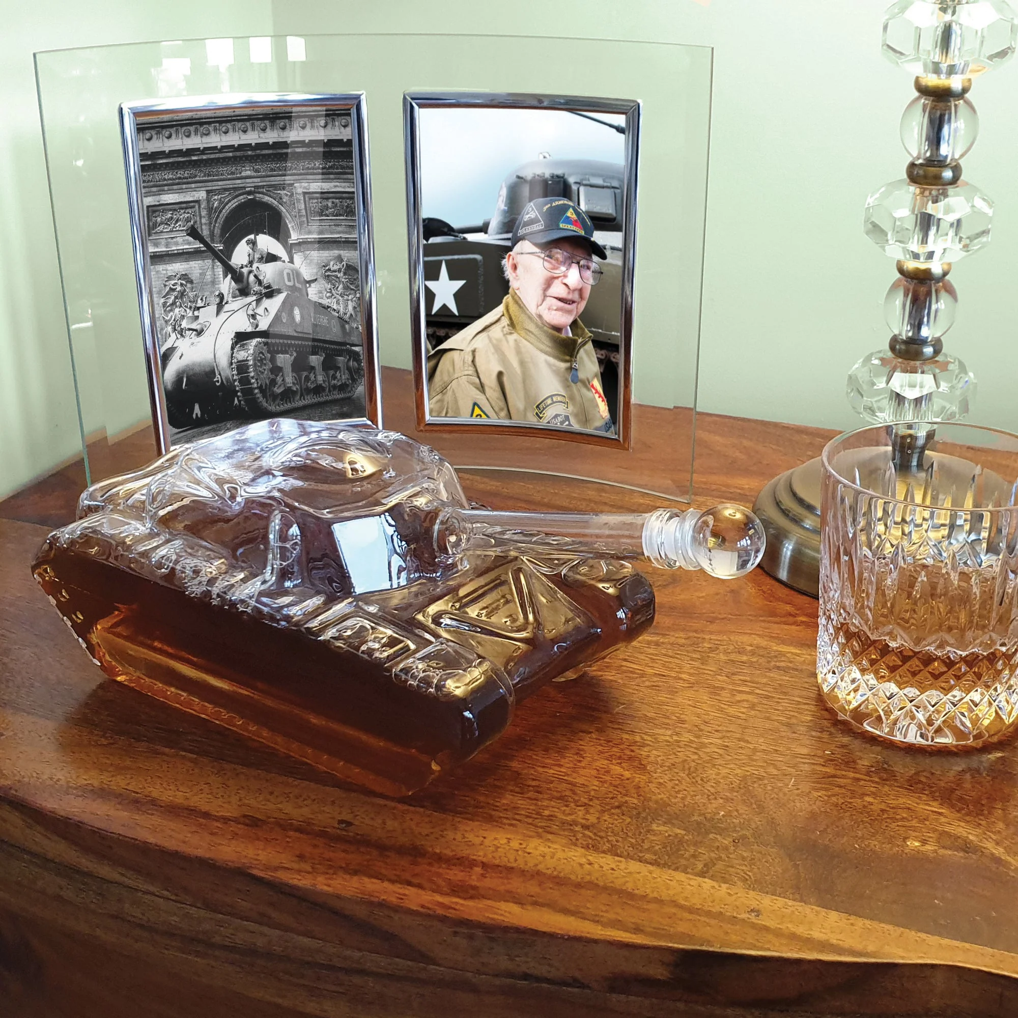 Glass Tank Decanter - Image 4