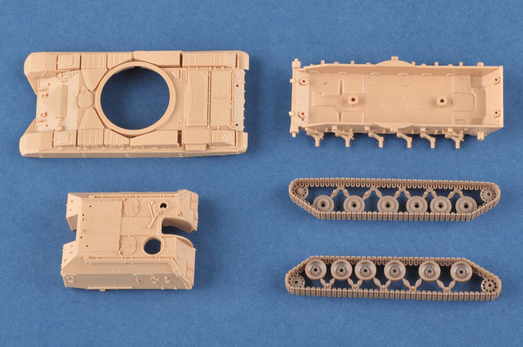 Hobby Boss 1/72 2S19-M1 Self Propeled Howitzer - Image 2