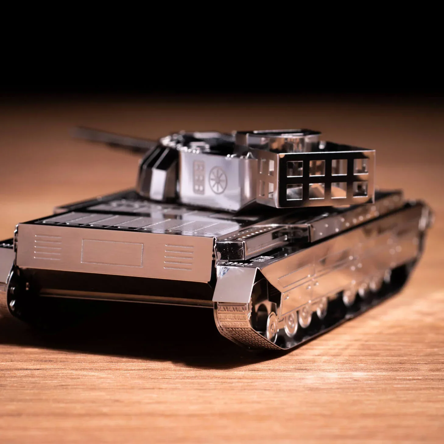 Metal Time: 1/72 Scale Conqueror FV214 - Image 4