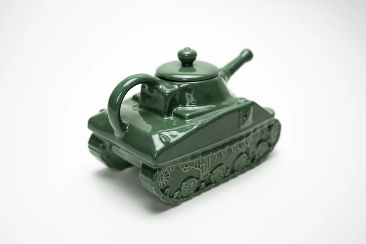 Sherman Tank Teapot - Image 4