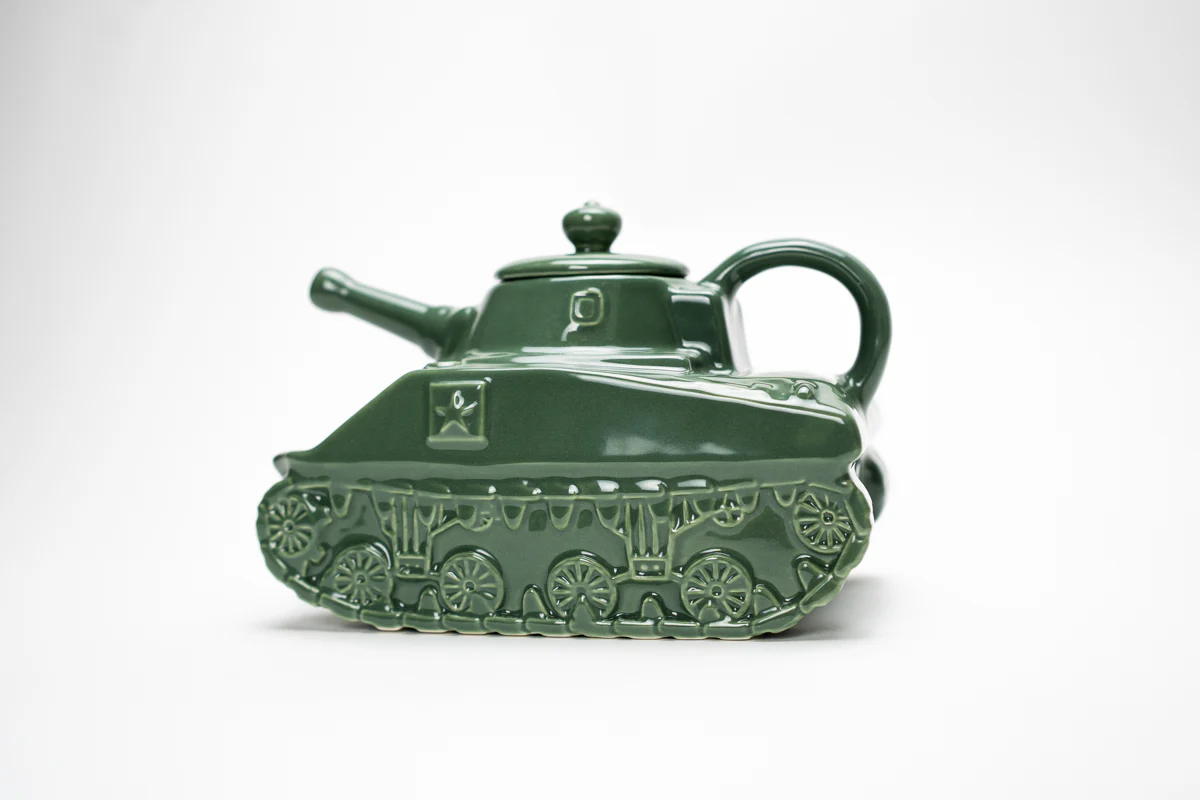 Sherman Tank Teapot - Image 5