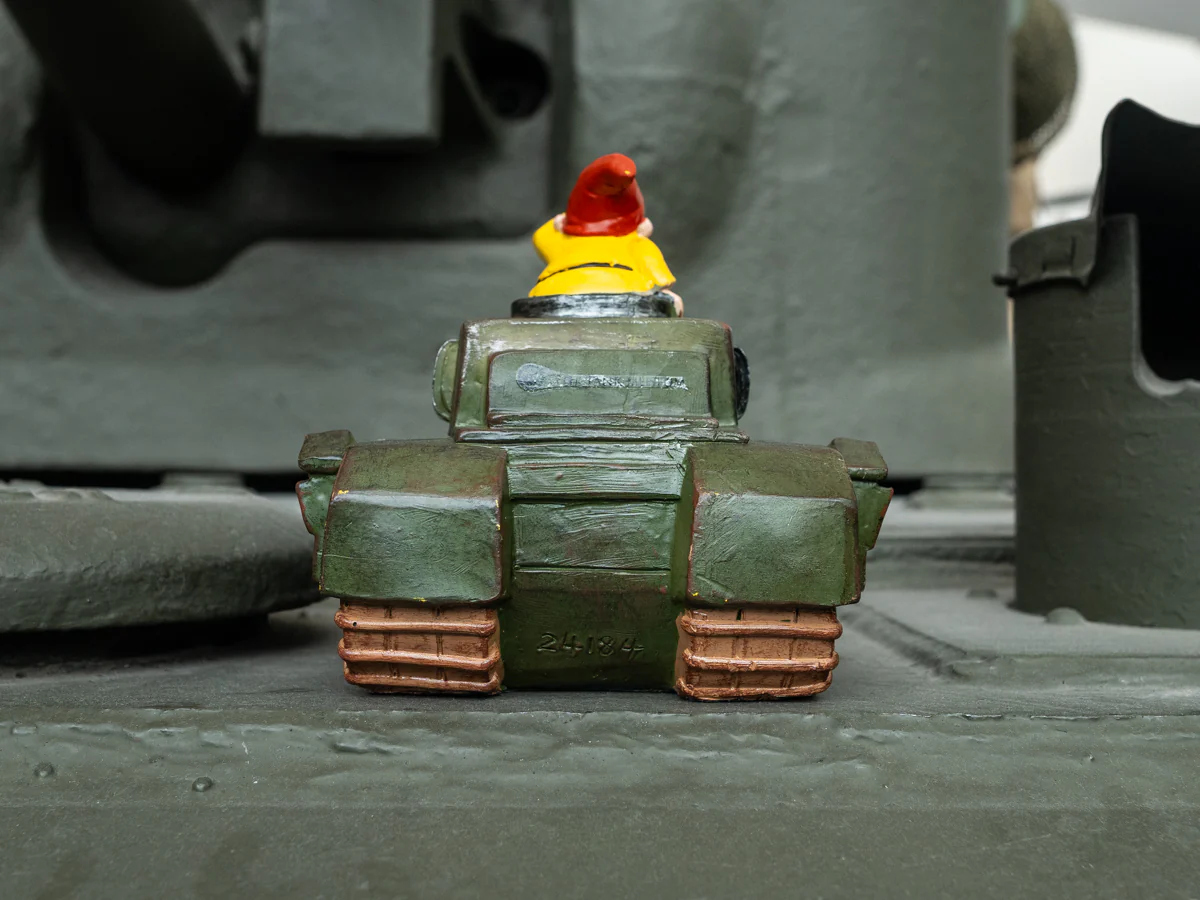 Tank Commander Gnome - Large - Image 13