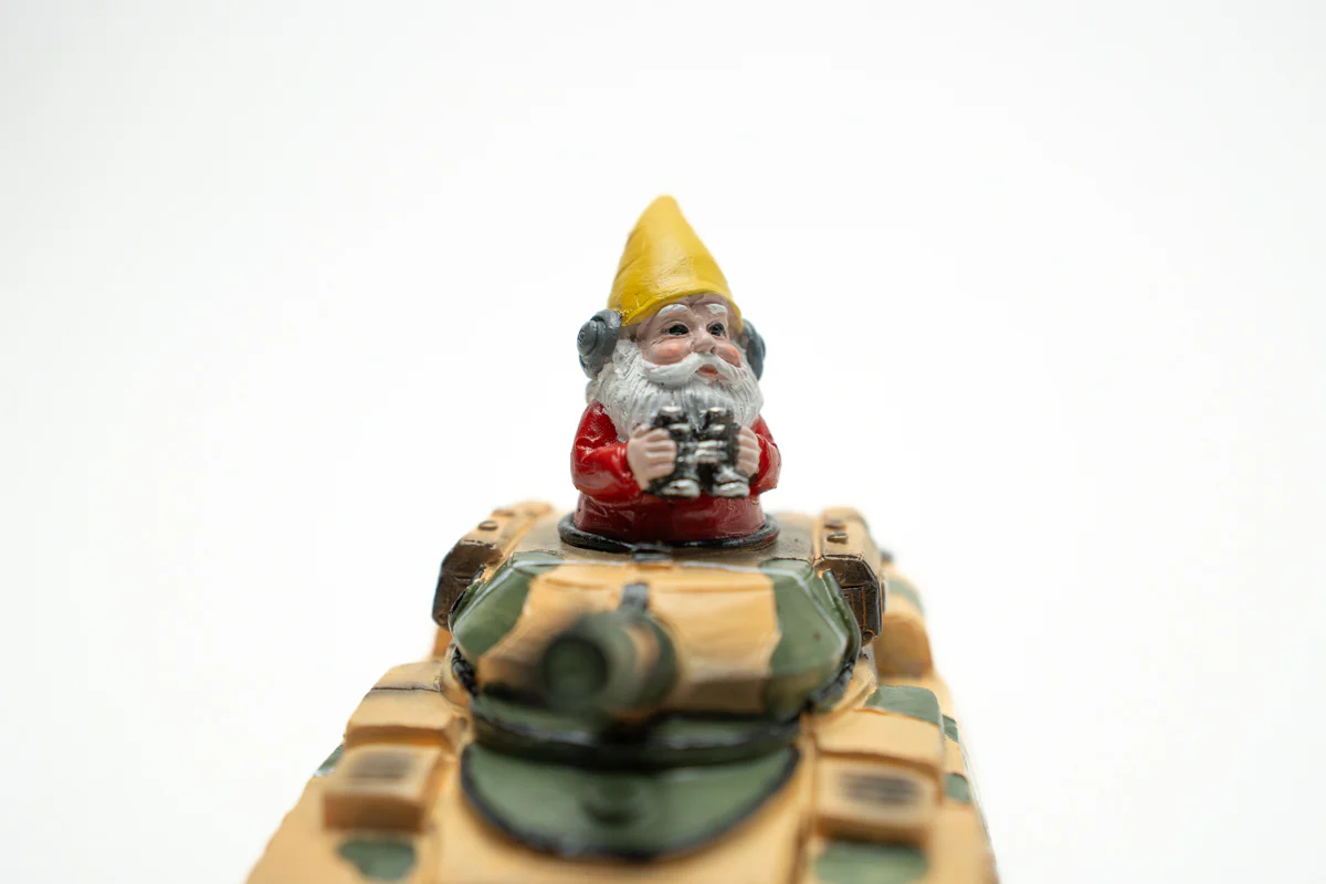 Tank Commander Gnome - Small - Image 8