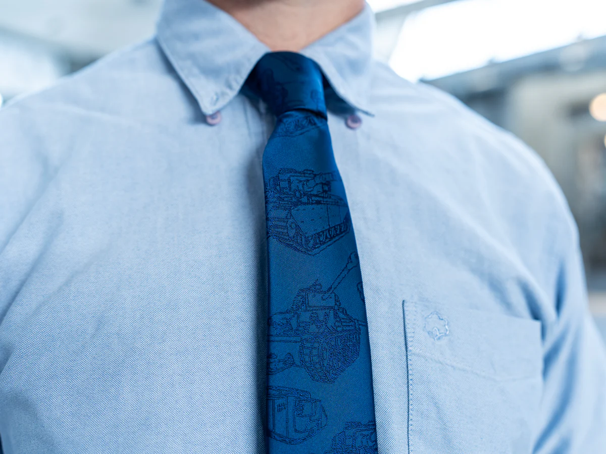 Tank Tie and Pin Badge - Image 4