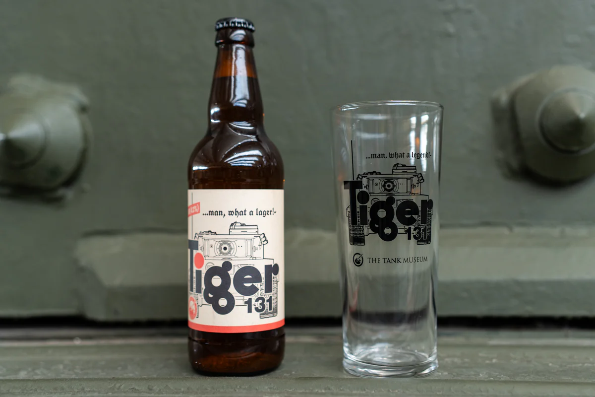 Tiger 131 Lager and Tiger 131 Pint Glass Gift Selection - Image 2
