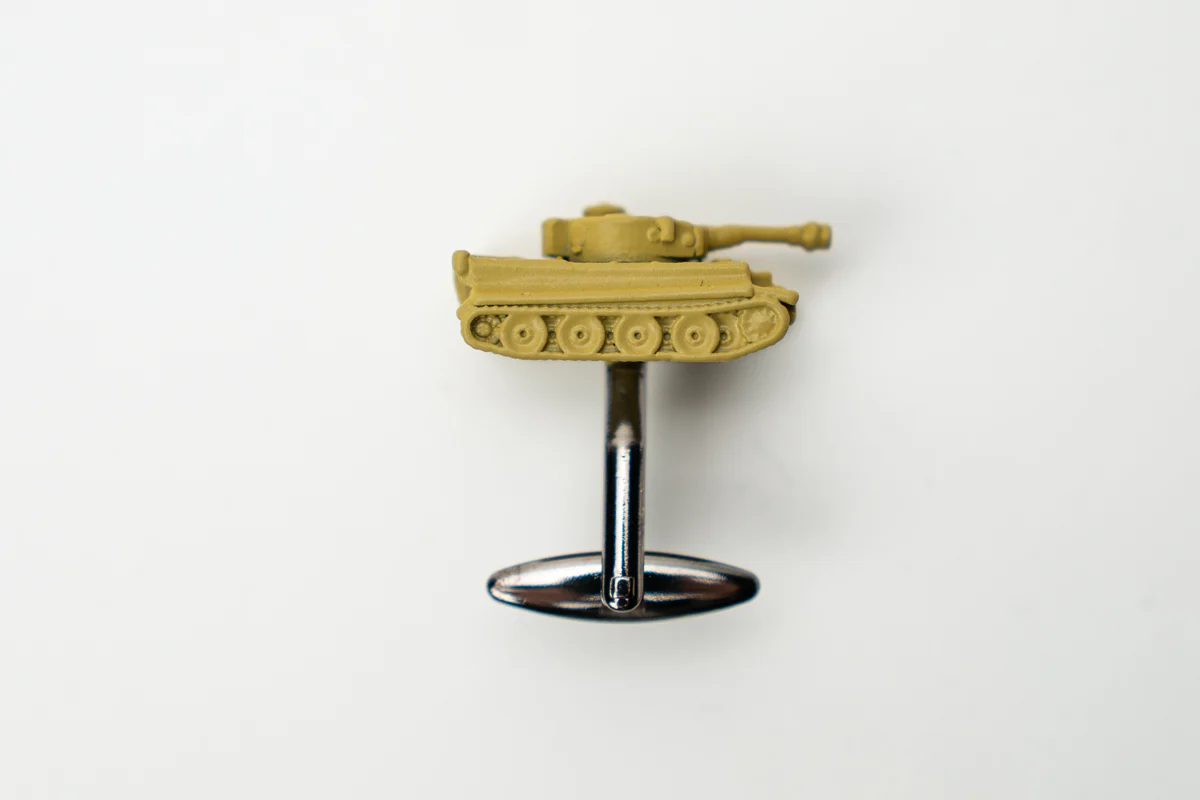 Tiger 131 Tank Cufflinks - Image 3