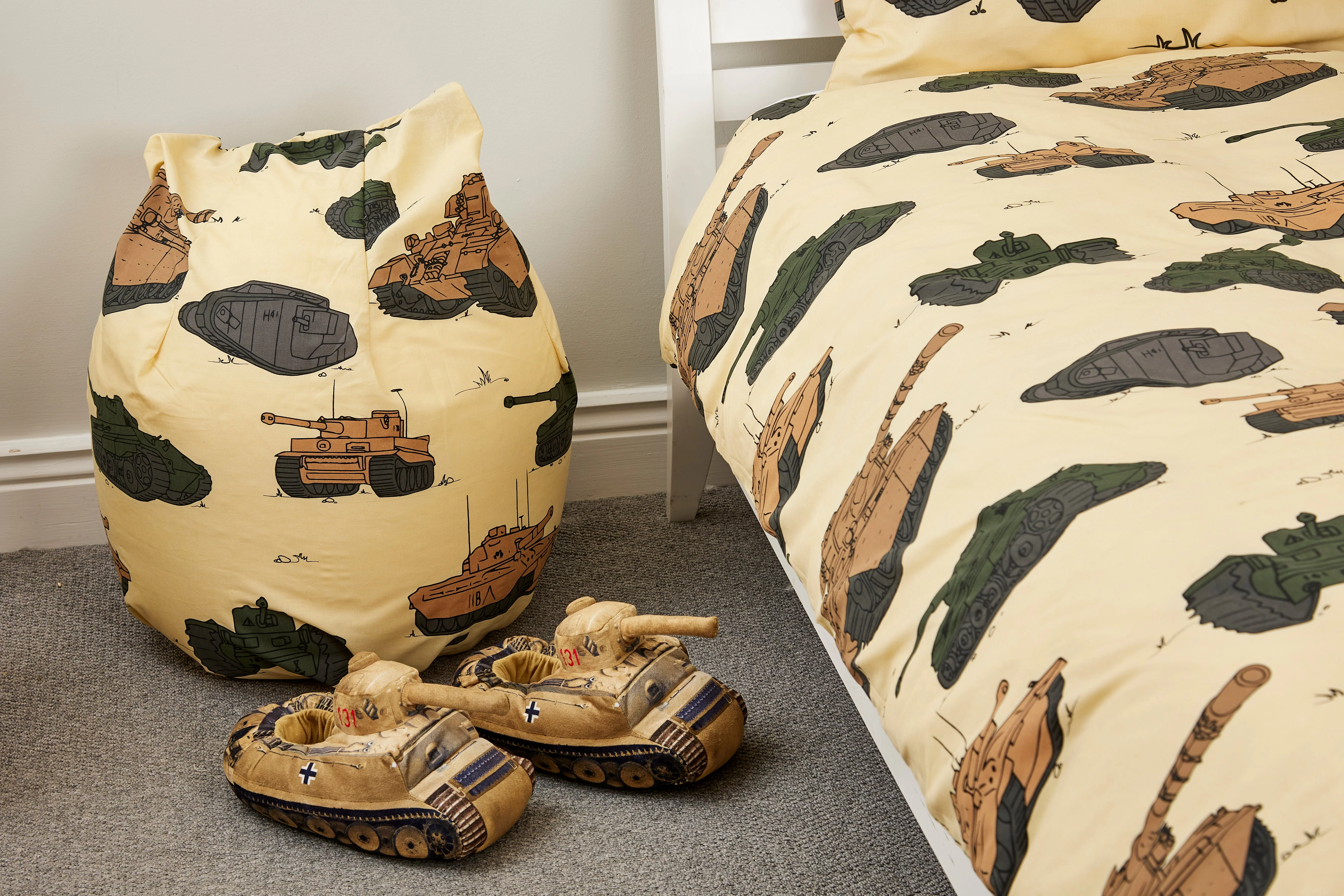 Tiger 131 Tank Slippers - Image 3