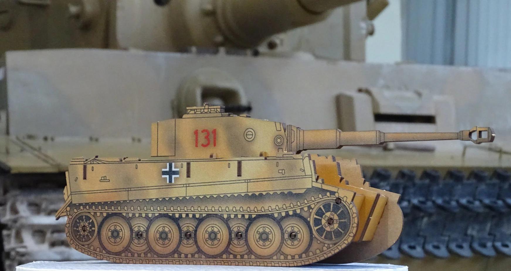 Tiger 131 Wooden Desk Tidy - Image 3